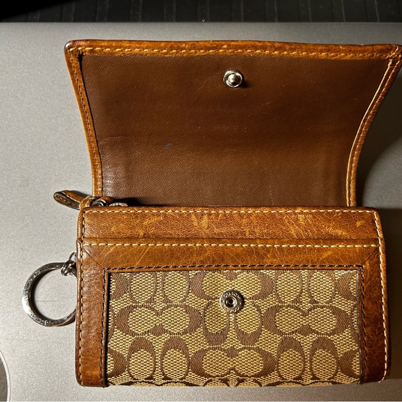 Coach Wallet - Picture 4 of 7